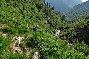 93 In discesa dalla Val Bondione sul sentiero 322
